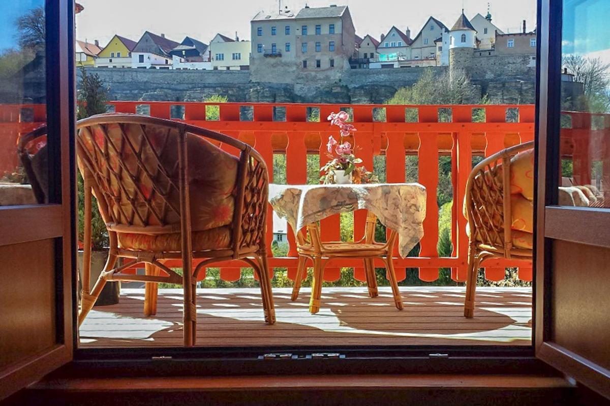 Penzion Na Hradcanech Nové Město nad Metují Ruang foto